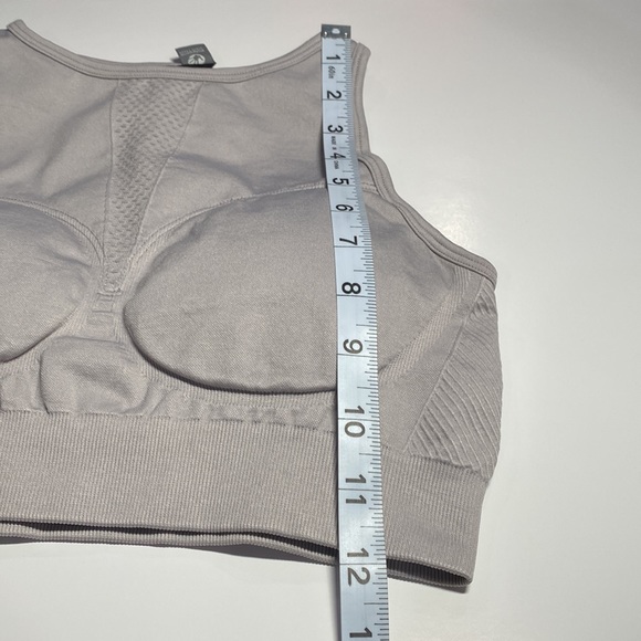 RYU Sports Bra Vapor Taupe (Raindrop)Padded Pullover Canadian Design M NWT - Picture 5 of 13